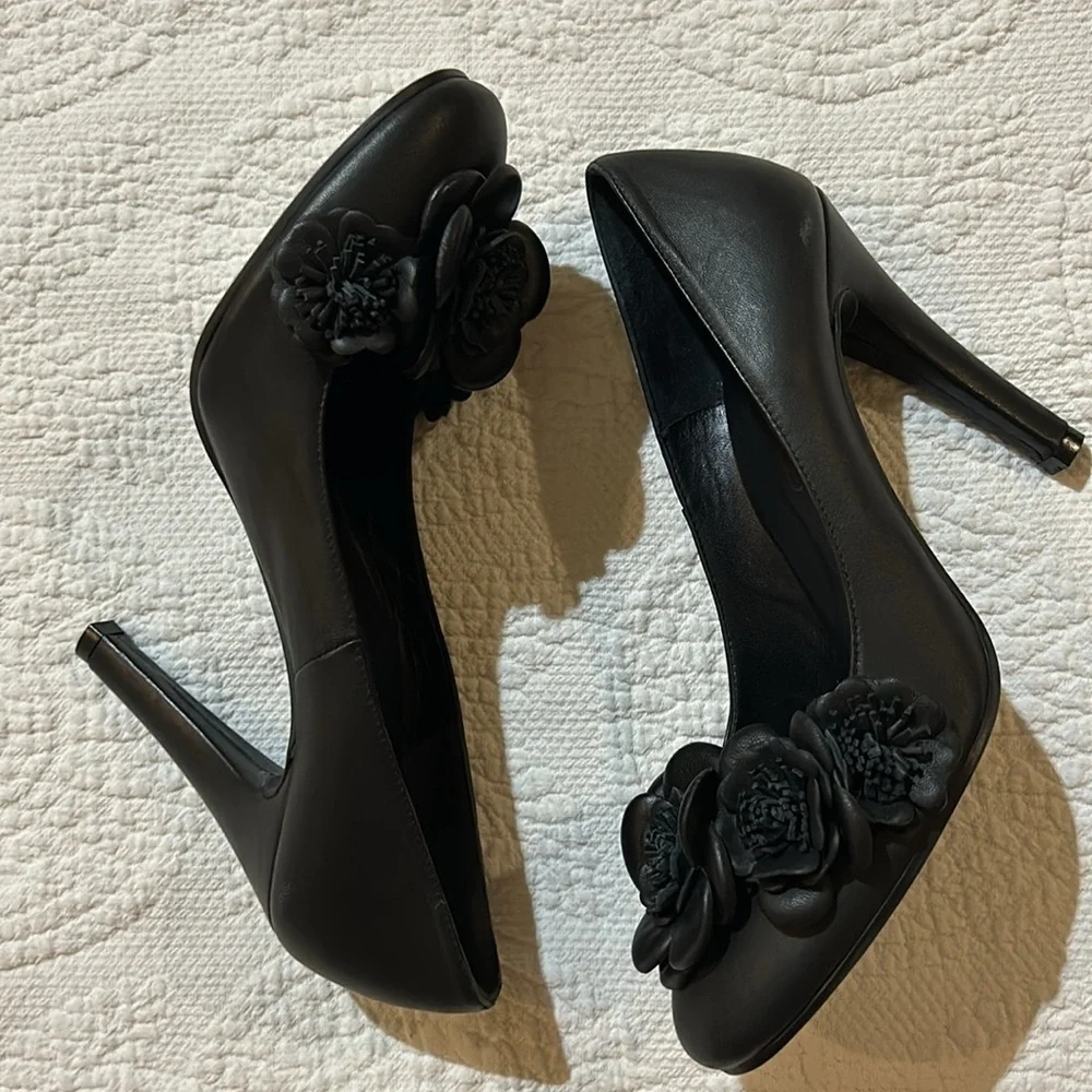 Daniele Ancarni leather heels. NEW. EU41